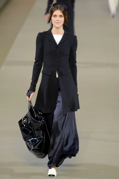 Look 13